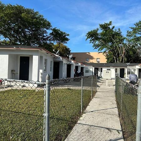 Villa Clara Suite - Little Havana マイアミ エクステリア 写真