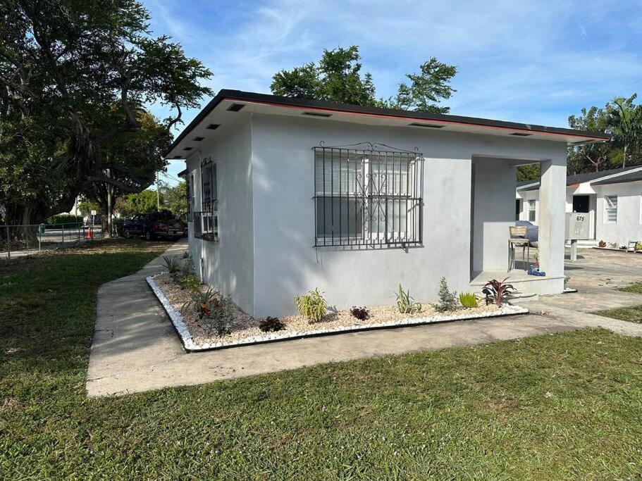 Villa Clara Suite - Little Havana マイアミ エクステリア 写真